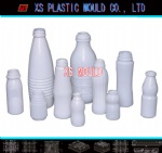 Extrusion blow mould